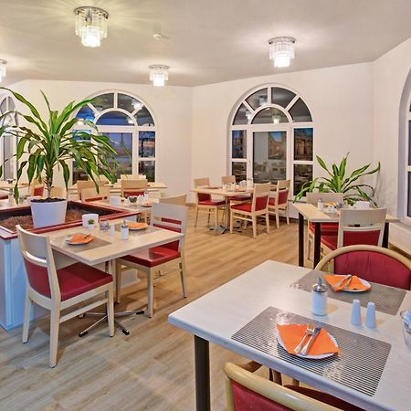Ambassador Thecontinents Hotel Karlsruhe Bagian luar foto