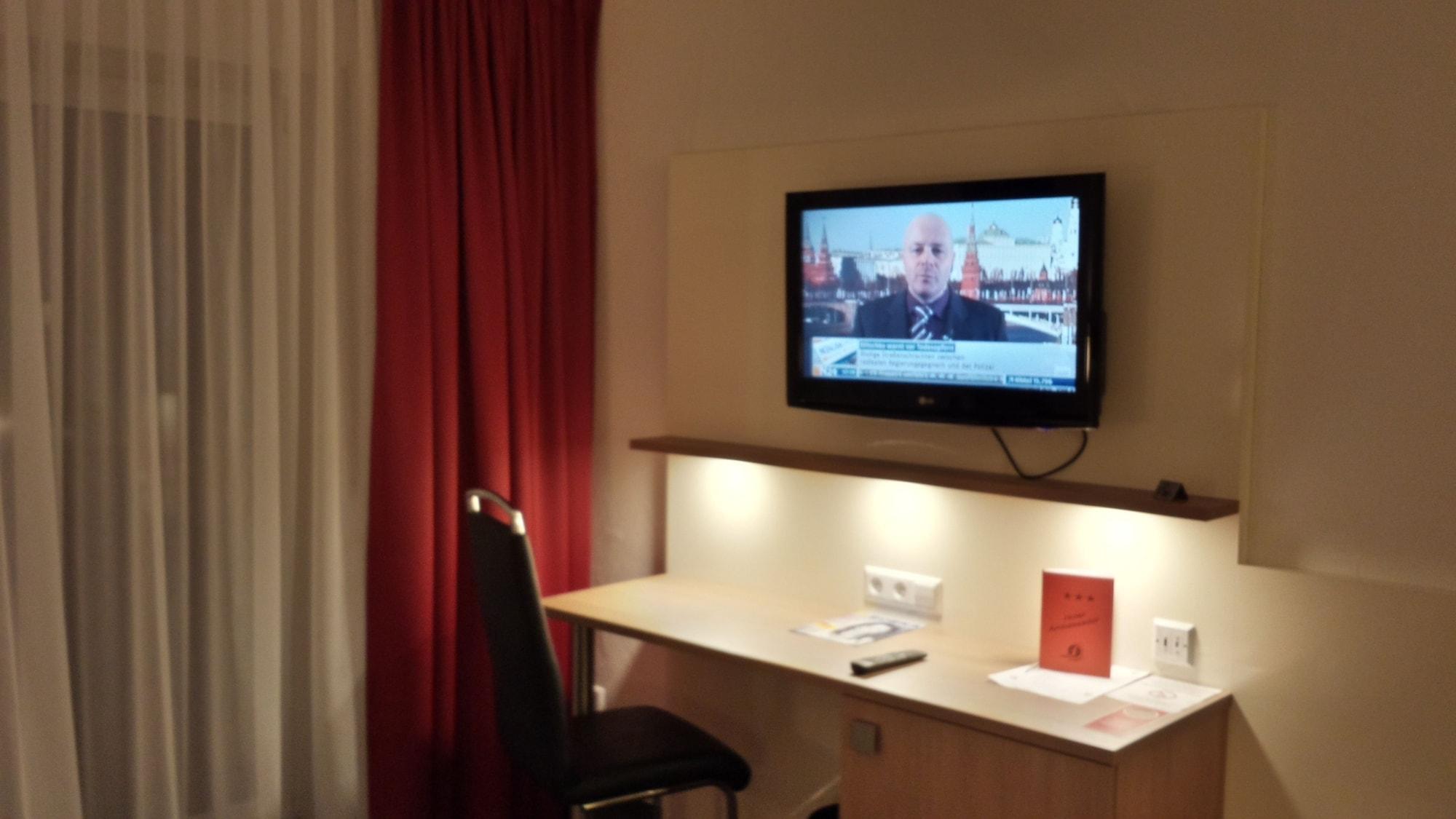 Ambassador Thecontinents Hotel Karlsruhe Bagian luar foto