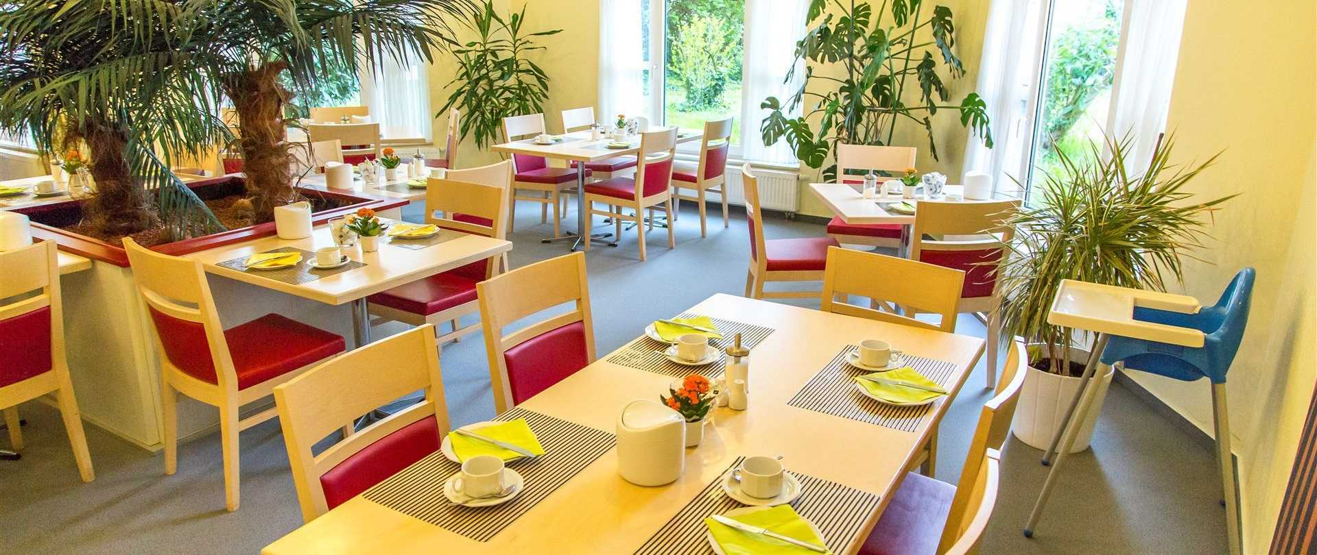 Ambassador Thecontinents Hotel Karlsruhe Bagian luar foto